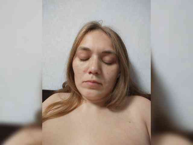 Kisa75 Sex Cam Show