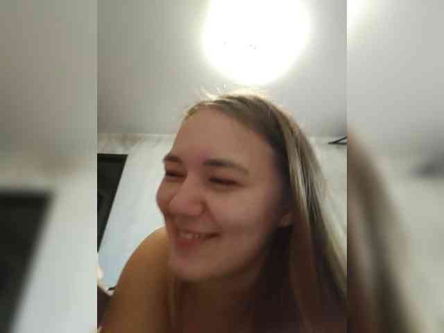 AlisaWyn webcam