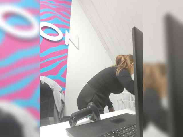 AlisaWyn webcam