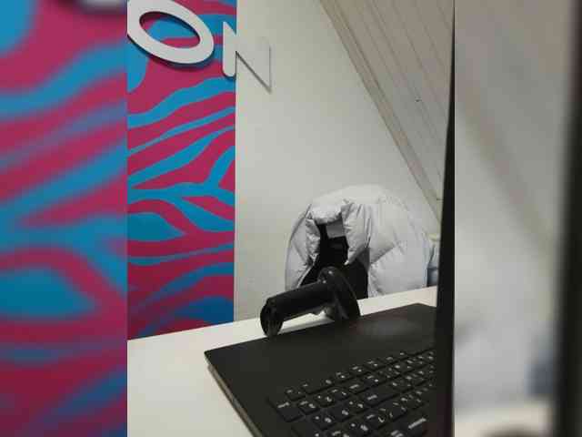 AlisaWyn webcam