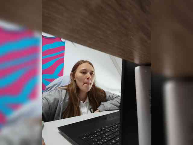 AlisaWyn webcam