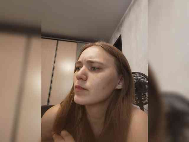 AlisaWyn webcam