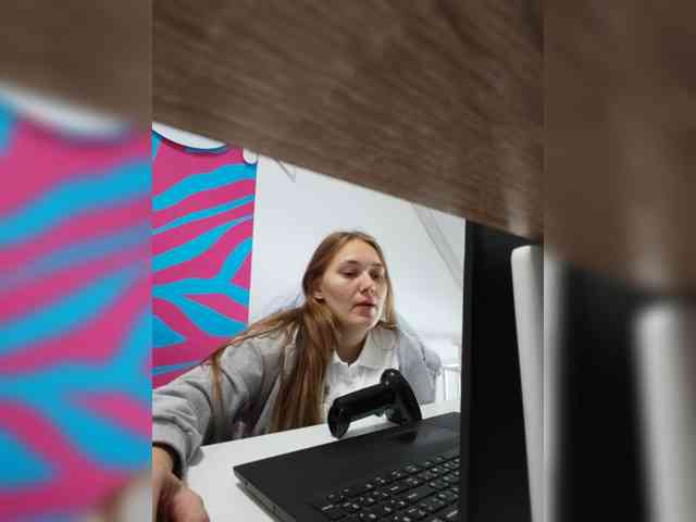 AlisaWyn webcam