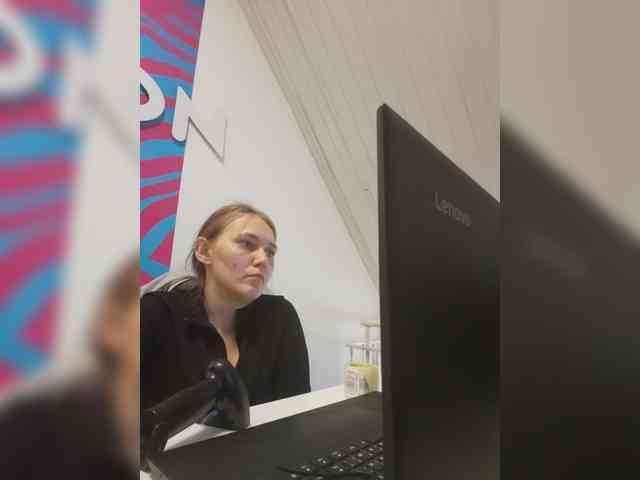 AlisaWyn webcam
