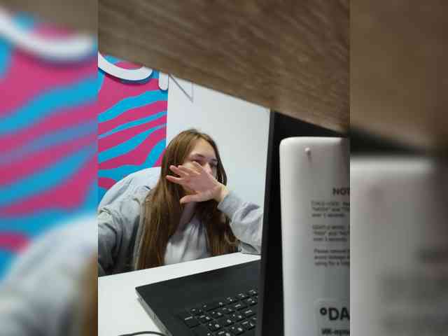 AlisaWyn webcam