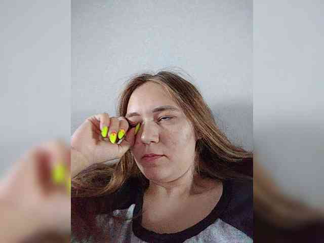 Kisa75 Sex Cam Show