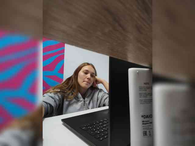 AlisaWyn webcam