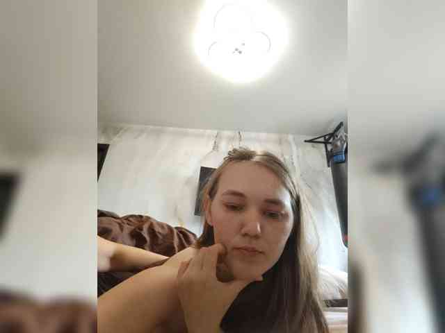 AlisaWyn webcam