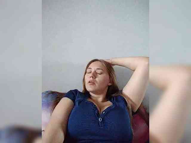 Kisa75 Sex Cam Show