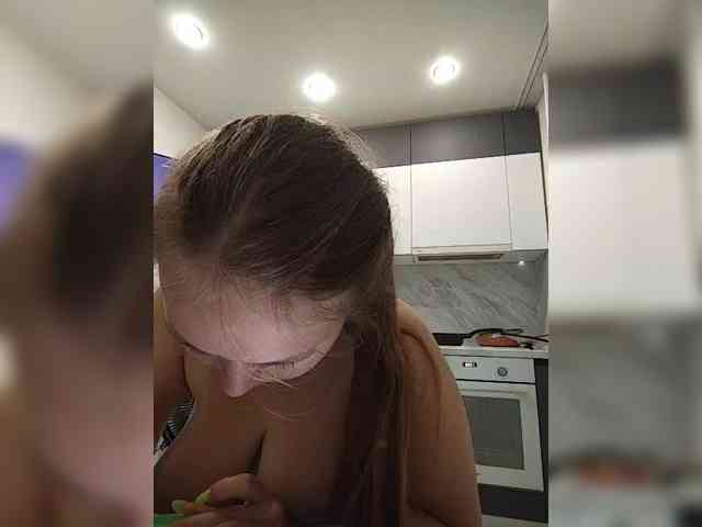 AlisaWyn webcam