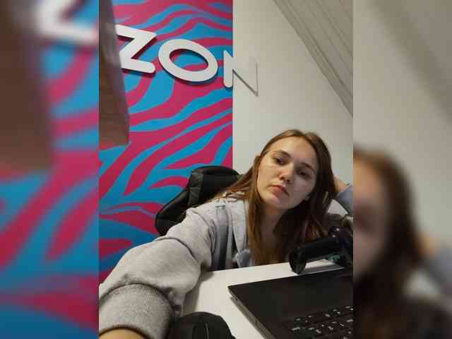 AlisaWyn webcam