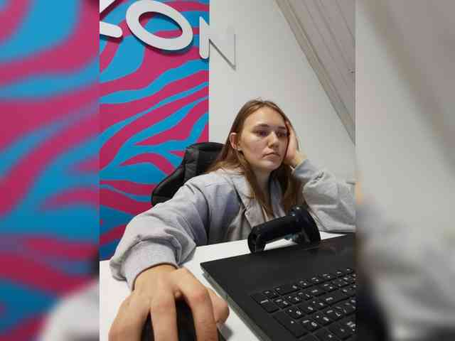 AlisaWyn webcam