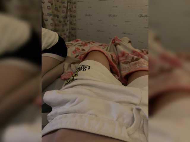 Devochka1010 live cam on BongaCams