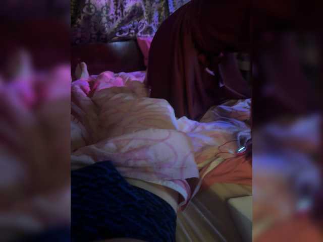 Devochka1010 live cam on BongaCams