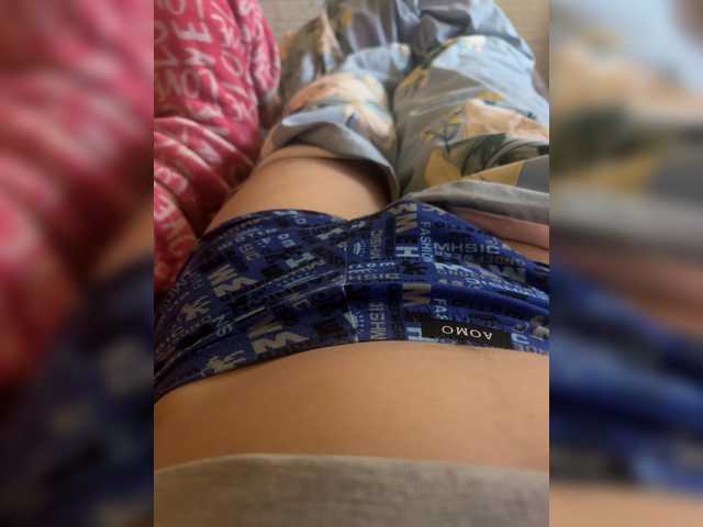 Devochka1010 live cam on BongaCams