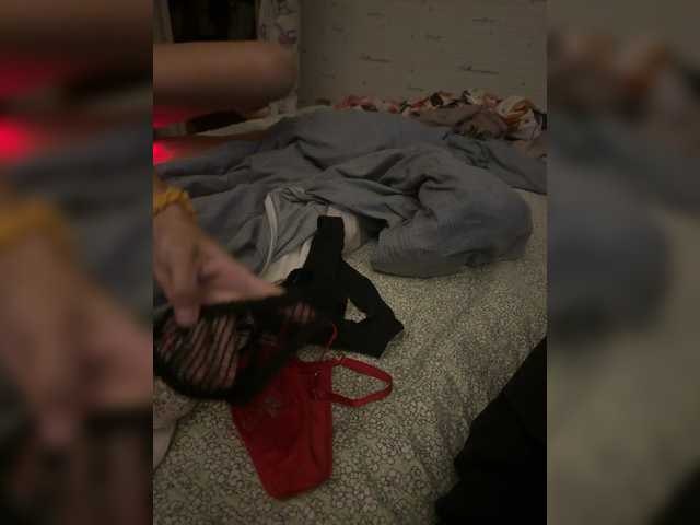 Devochka1010 live cam on BongaCams