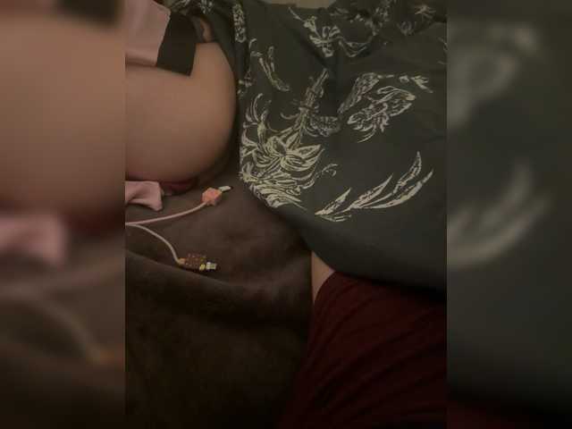 Devochka1010 live cam on BongaCams