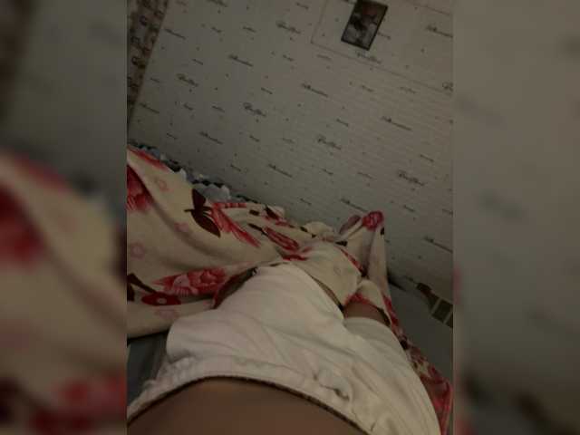 Devochka1010 live cam on BongaCams