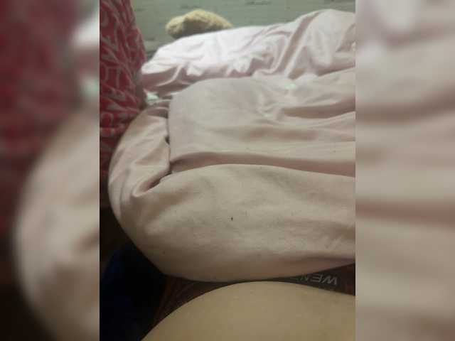 Devochka1010 live cam on BongaCams