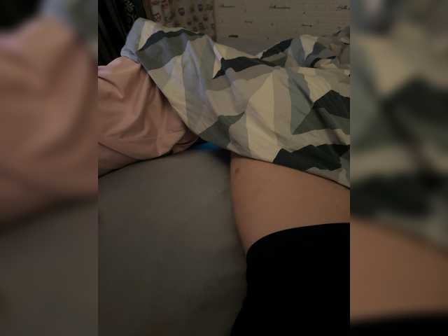 Devochka1010 live cam on BongaCams