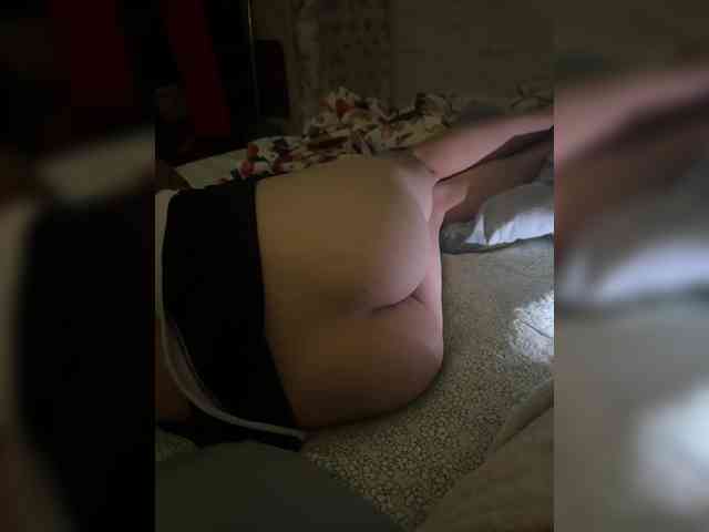 Devochka1010 Live Webcam on BongaCams