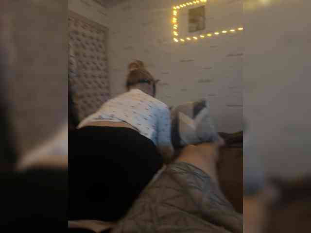 live amateur cam Devochka1010