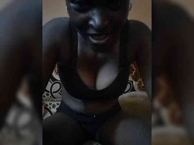 sexywomen96 webcam