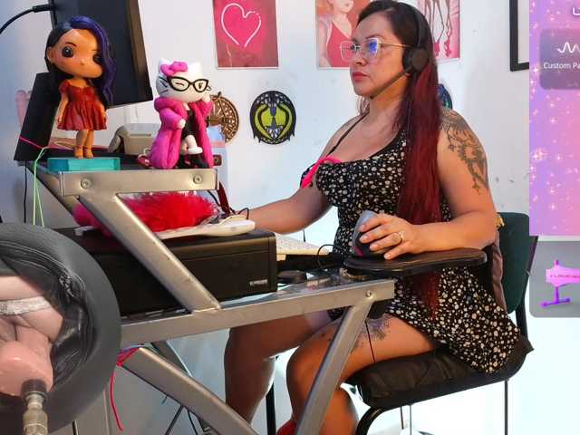Leidydi223 live cam on BongaCams