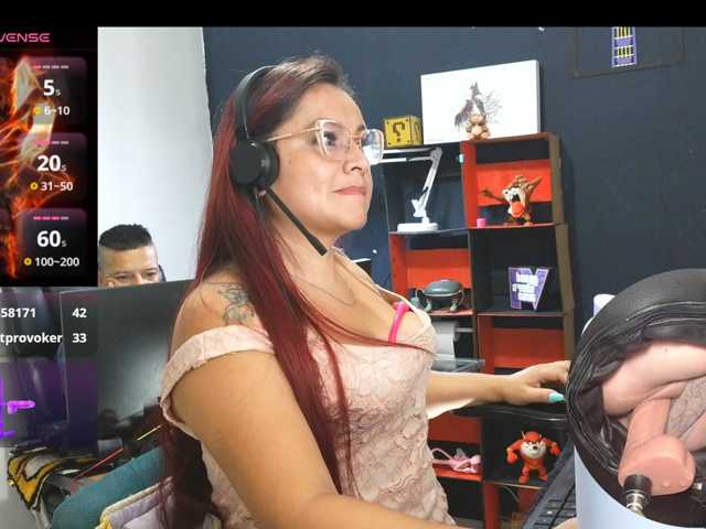 Leidydi223 live cam on BongaCams