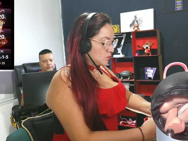 Leidydi223 live cam on BongaCams