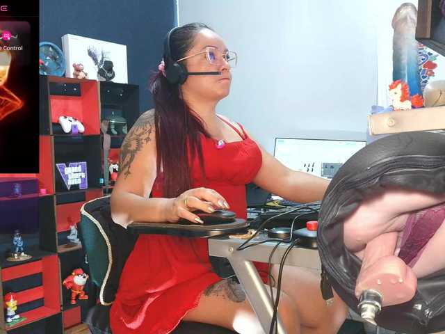 Leidydi223 live cam on BongaCams