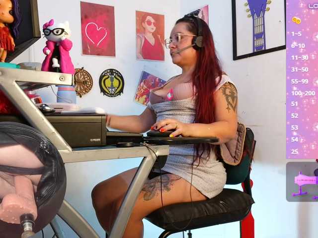 Leidydi223 live cam on BongaCams