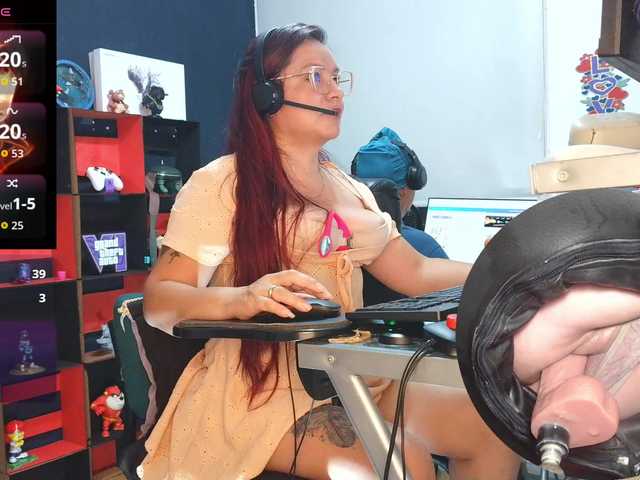 Leidydi223 live cam on BongaCams