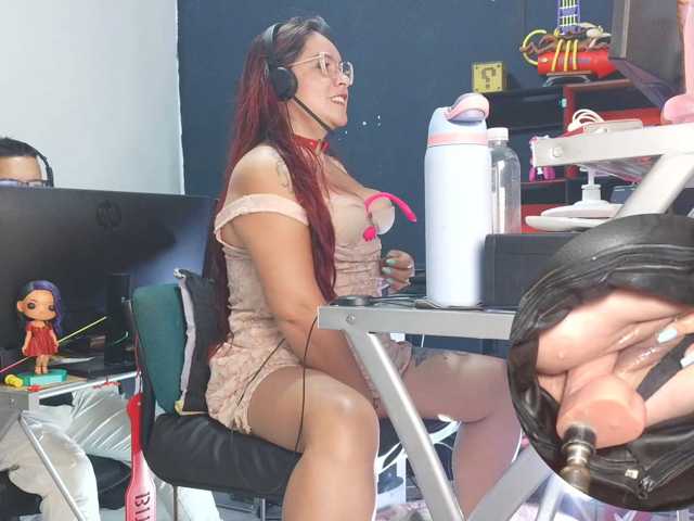 Leidydi223 live cam on BongaCams
