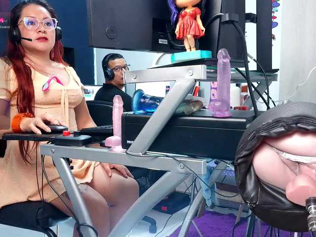 Leidydi223 live cam on BongaCams