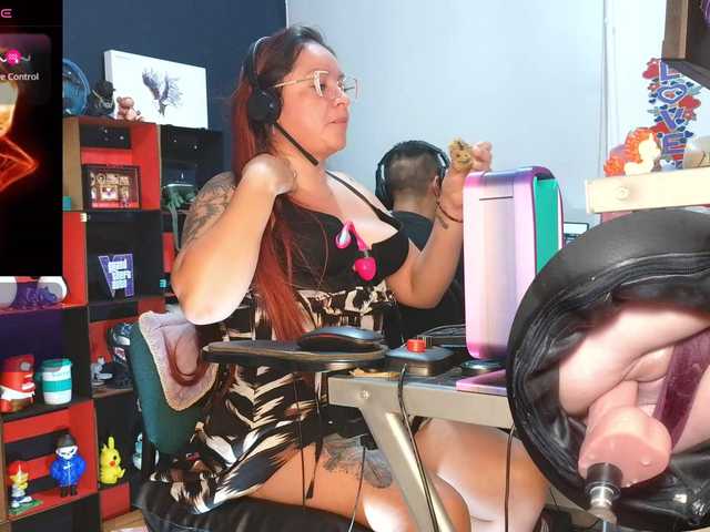 Leidydi223 live cam on BongaCams