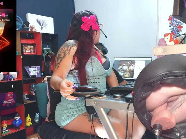 Leidydi223 live cam on BongaCams