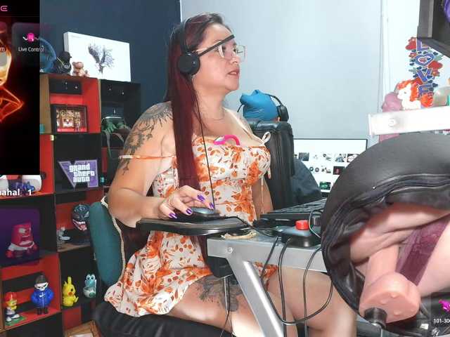 Leidydi223 live cam on BongaCams
