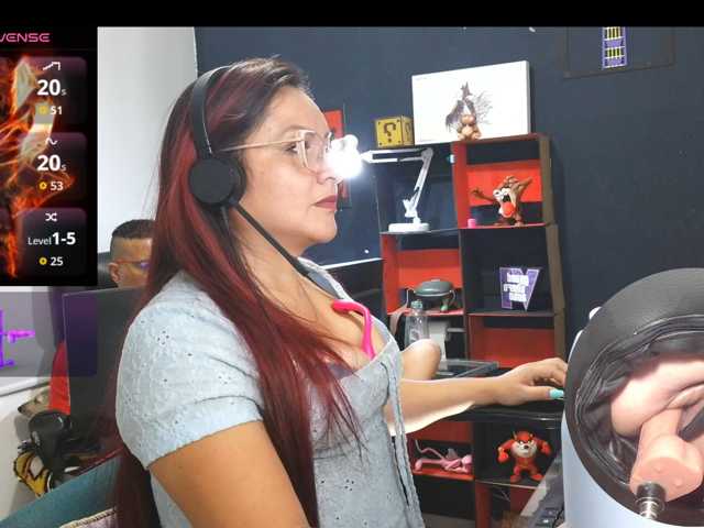 Leidydi223 live cam on BongaCams