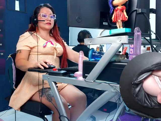 Leidydi223 live cam on BongaCams