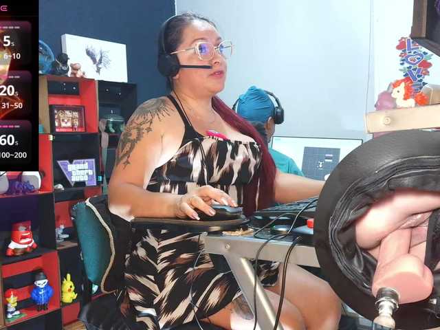 Leidydi223 live cam on BongaCams
