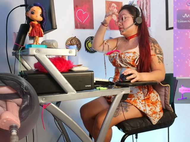 Leidydi223 live cam on BongaCams