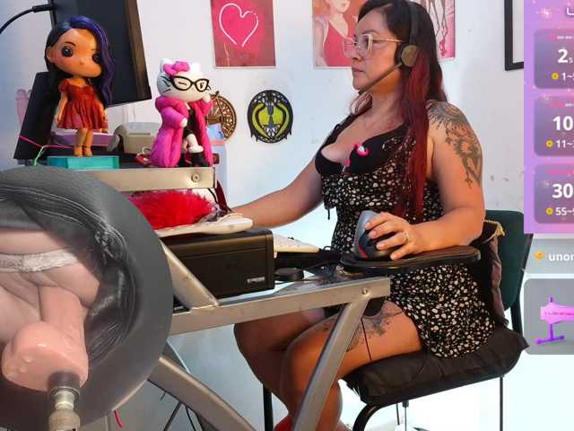 Leidydi223 live cam on BongaCams