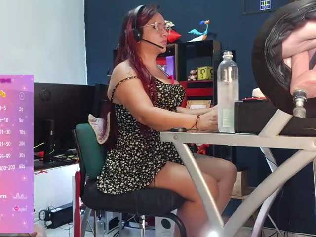 Leidydi223 live cam on BongaCams