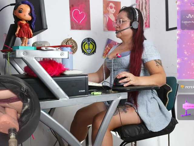 Leidydi223 live cam on BongaCams