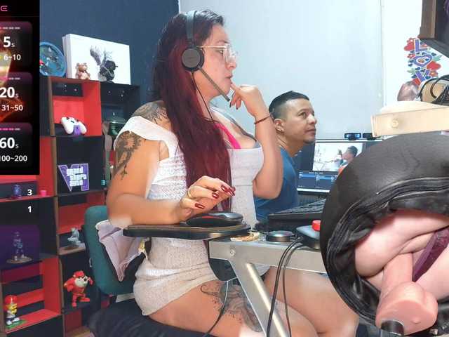 Leidydi223 live cam on BongaCams