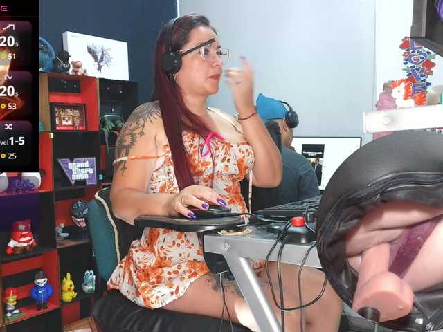 Leidydi223 live cam on BongaCams