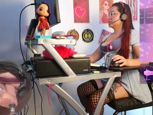 Leidydi223 live cam on BongaCams