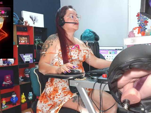 Leidydi223 live cam on BongaCams