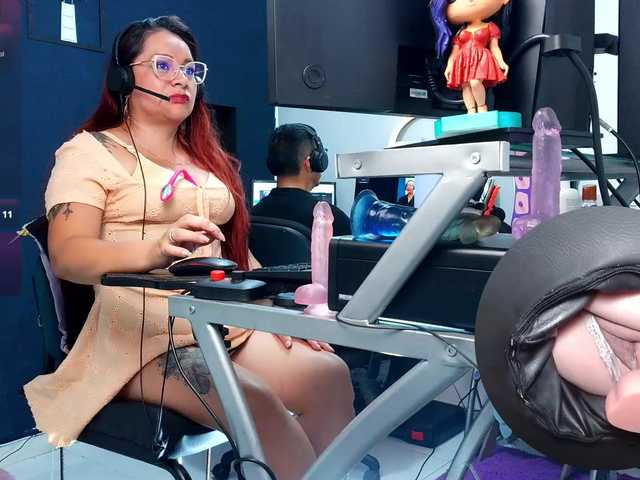 Leidydi223 live cam on BongaCams